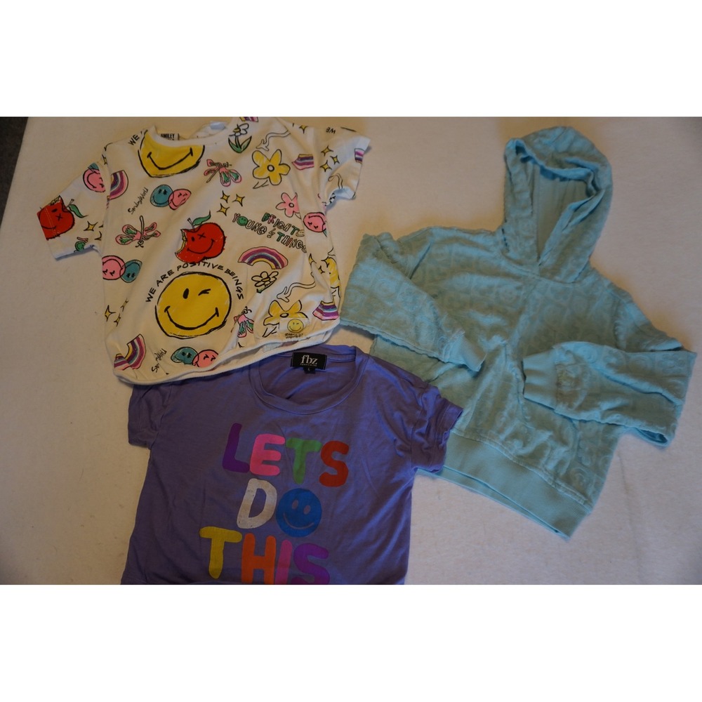 Kids 3pc Lot Zara SmileyWorld Sweatshirt Flowers by Zoe Tee Old Navy‎ Hoodie 6-7